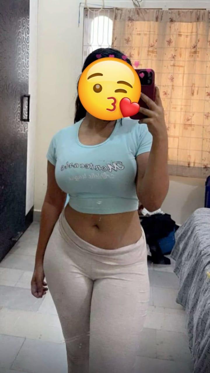 Real Cam show with face 📸 🥵 🥕 💋