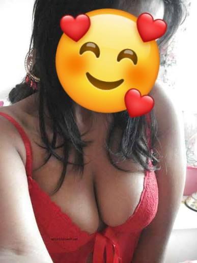 Best cam show with nadhee