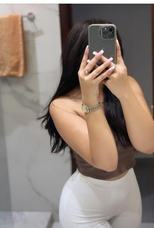 GENUINE LIVE CAM SHOW 🥰