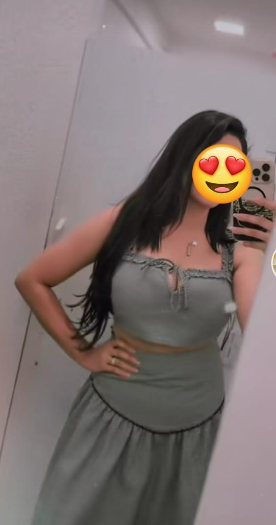 GENUINE LIVE CAM SHOW 🥰