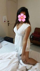 Home 🦋🩷New Girl Full Service tamil girl 6000 with room Athurugiriya 🩷