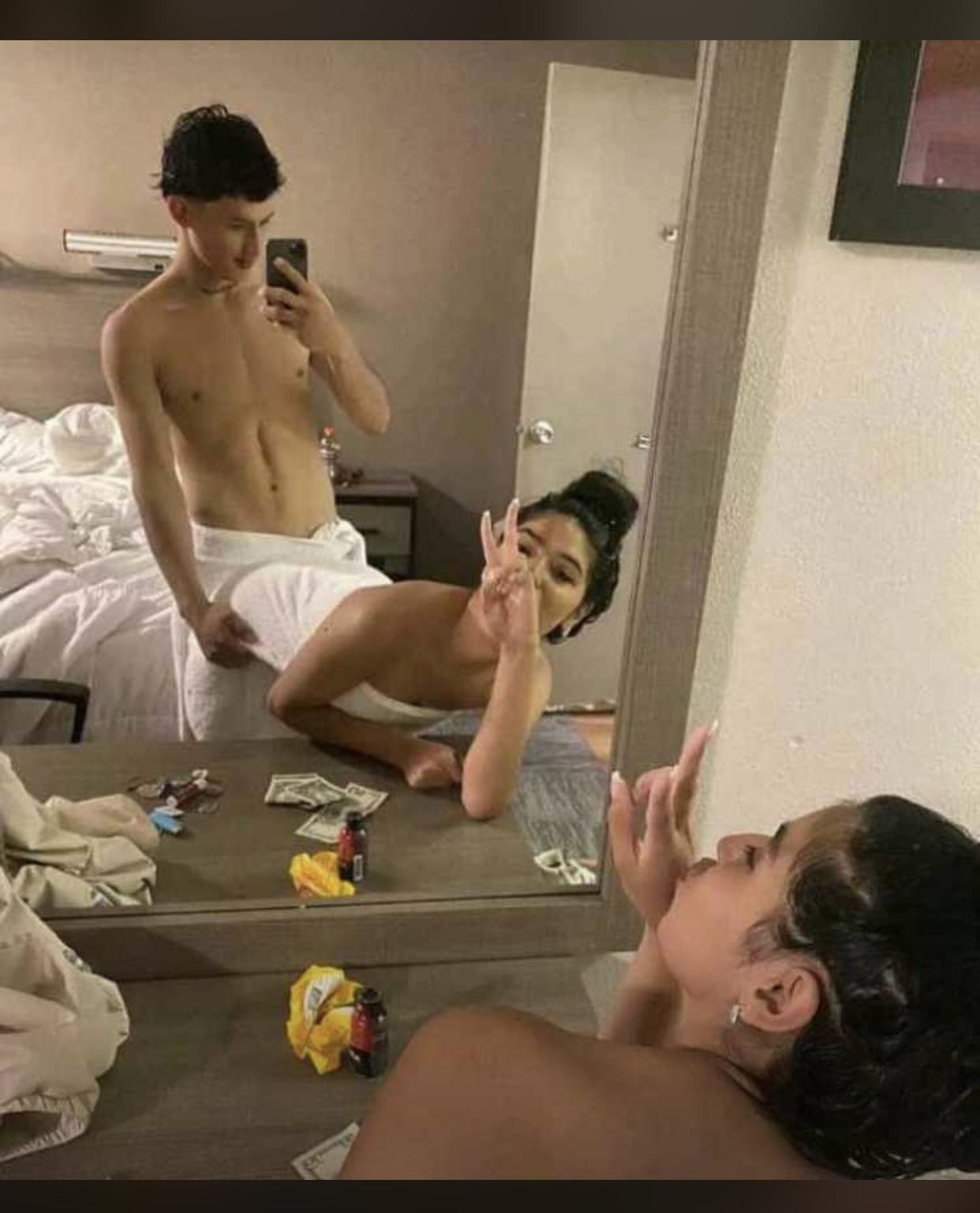 Looking For Young Genuine Fresh and Clean Girls & Ladies To Enjoy With me 🥰❤️