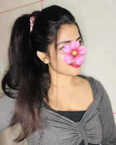 Tamil girl with face 💋