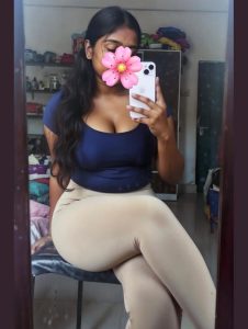 Home Jaffna girl 🩷