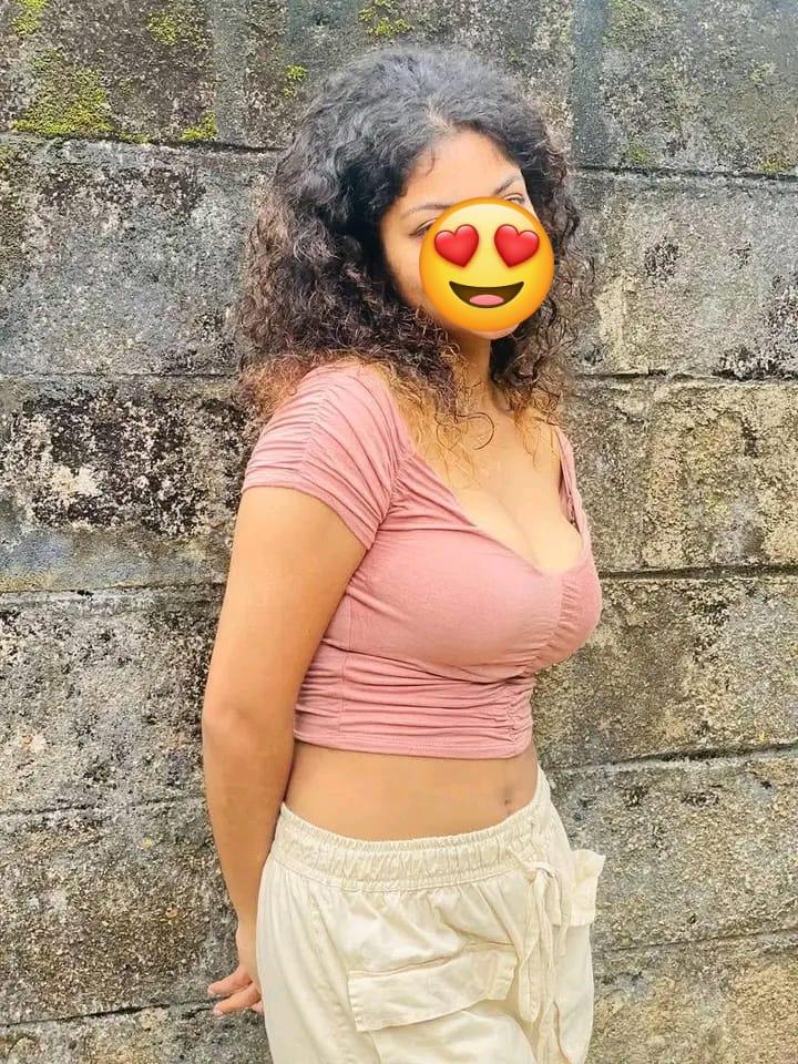🌹🌹Full service and cam show A.n.l 👍 colombo Area visit 👍♥️♥️ Location: Colombo Girls Personal 301 Views 1 day ago Like Save Share Rs. 10,000.00 0 Likes