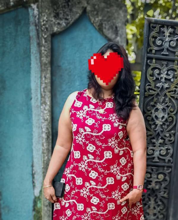 FULL SERVICE BEAUTIFUL GIRL