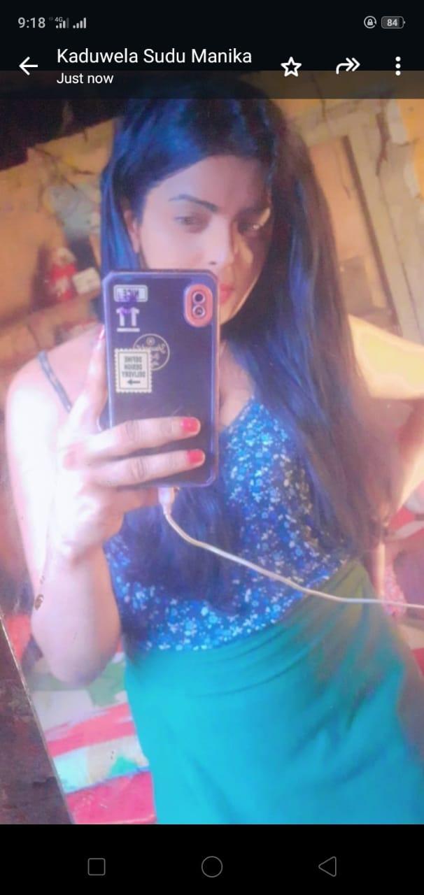 BEAUTIFUL SHEMALE FUL SERVICE