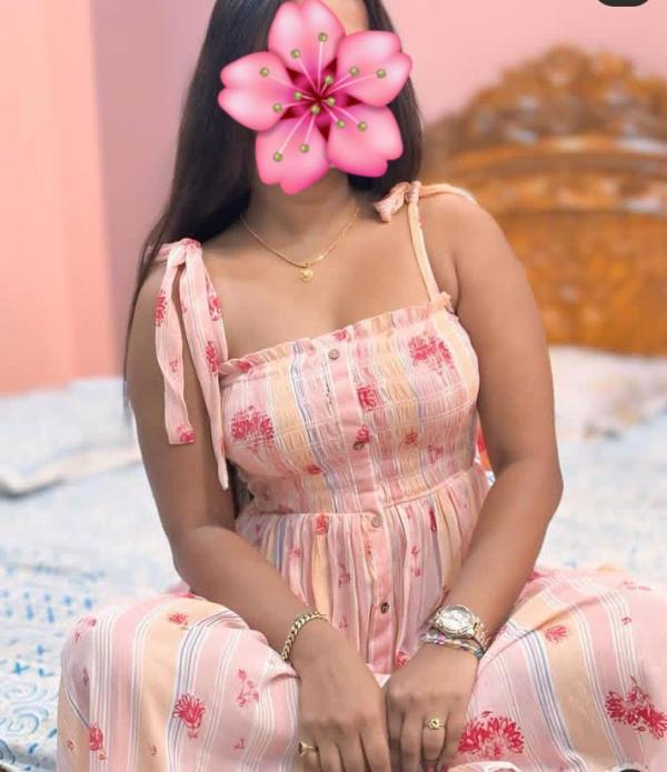 5,000/= 🪷 MADHU 🪷 කඩවත කිරිබත්ගොඩ ( ONLY FULL BODY MASSAGE ) 🚘HOME & HOTEL VISIT AVAILABLE 🧖 AYURWEDIC OIL MASAGE