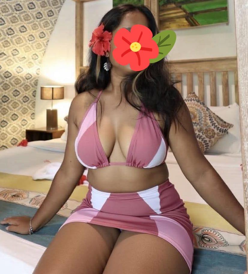 🌹ONE OURS ONE SHOT ✨️4000/=WITHOUT ROOM ❤ONE OURS TWO SHOT 🎗7000/=WITHOUT ROOM 🌙 FULL NIGHT 25 000.00 👩❤️👨☎ 075 743 14 71 ☎👩❤️👨