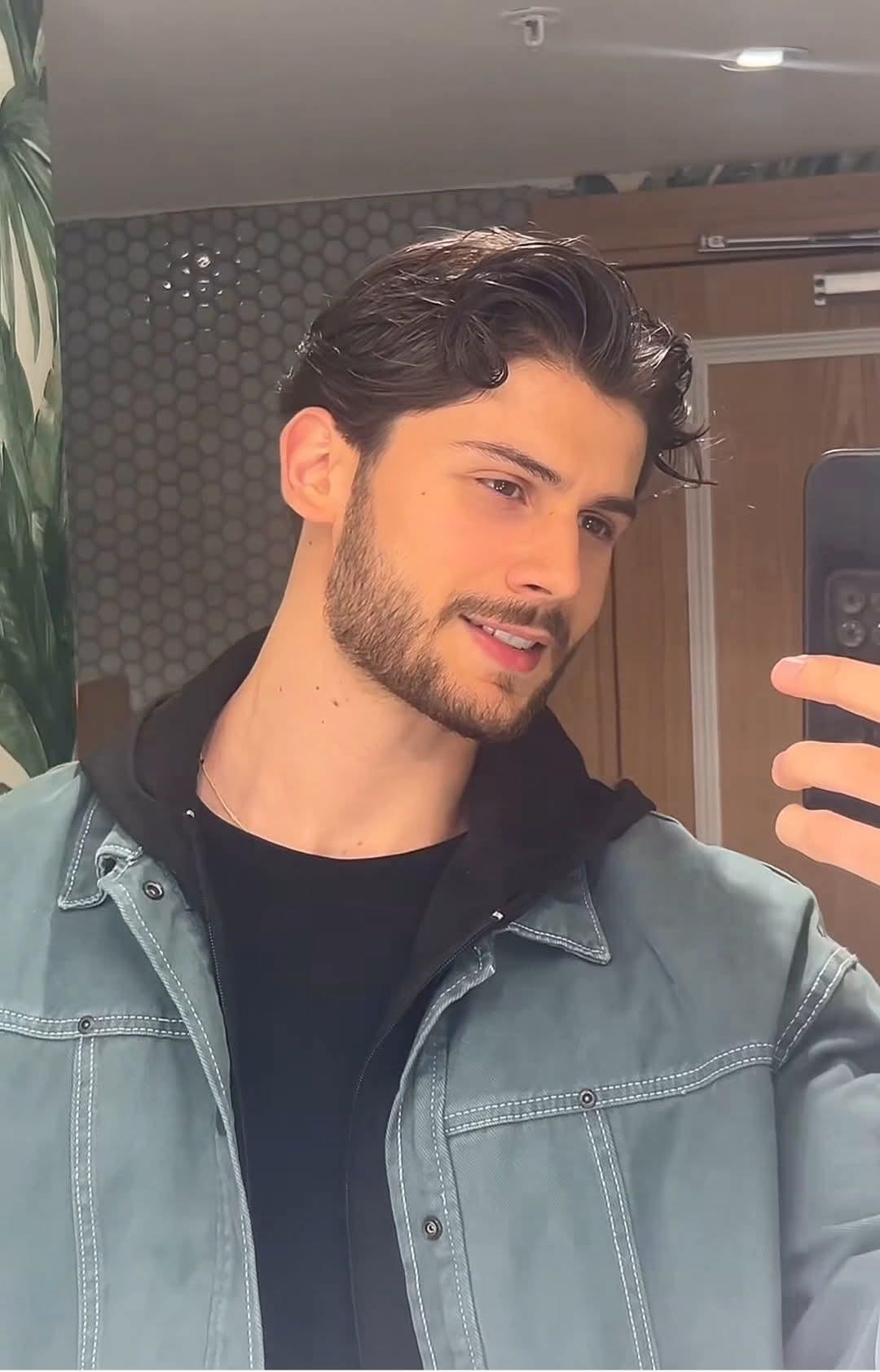 Feeling like life is boring ..🥺🥺😭