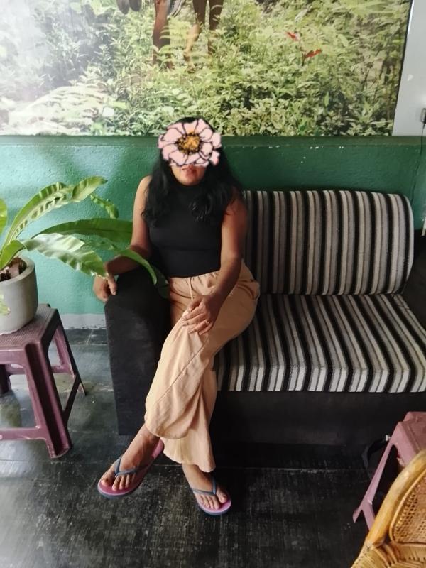 BEAUTIFUL GIRL FULL SERVICE