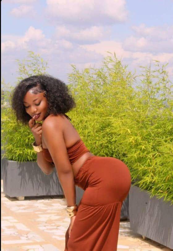 BEAUTIFUL AFRICAN GGIRL FULL SERVICE