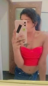 BEAUTIFUL SHEMALE FUL SERVICE