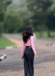 SLIM GIRL 22 YEARS OLD