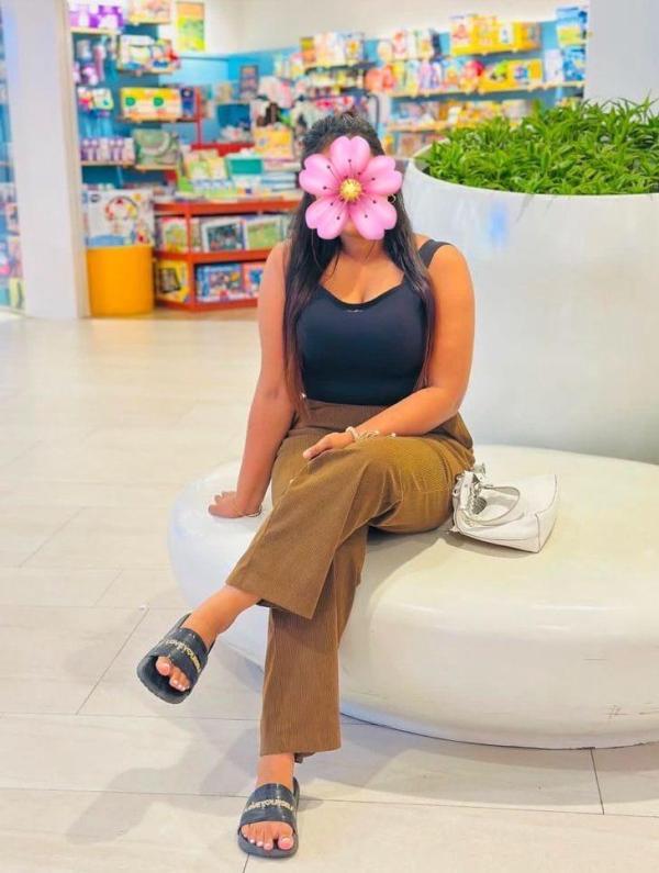 📍தெஹிவளை, வெள்ளவத்த📍 Am RASHMI அழகான தமிழ் பெண் 💯Real photo 23 years old (unmarried) 🌹6000/- Full service 📞0741896615