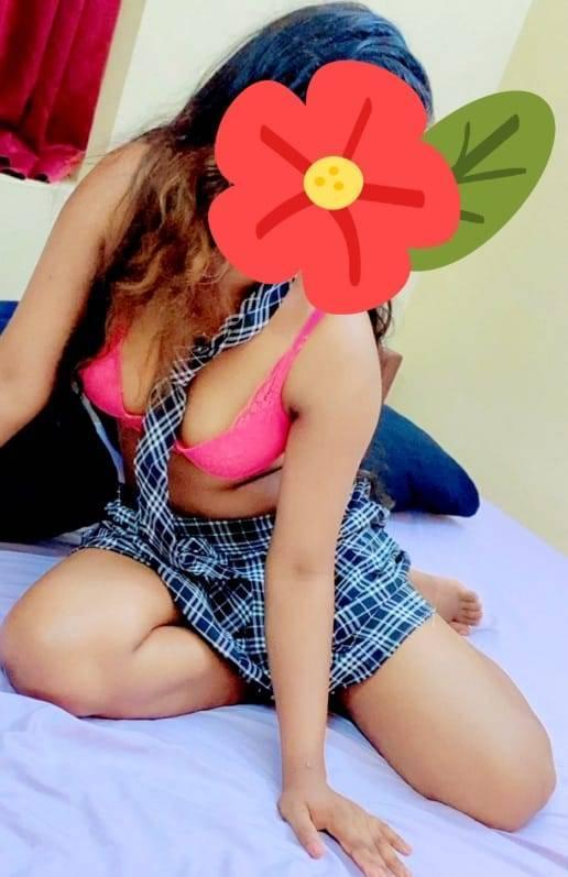 Young Beautiful Girl Full Service Available 1 Shot 5000/=
