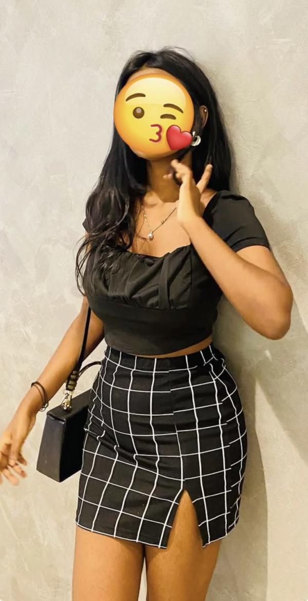 Bambalapitiya. sexy tamil girl. ✅️அழகான தமிழ் பெண்✅️