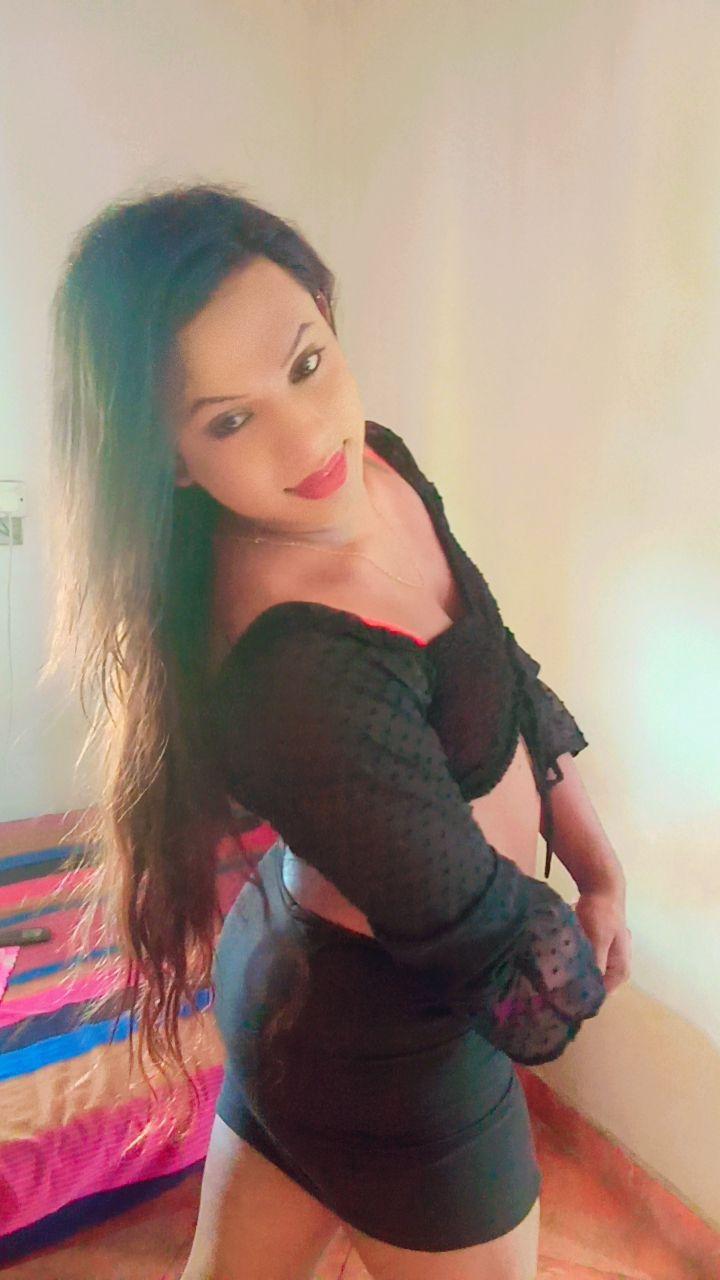 Shemale Live Cam Show