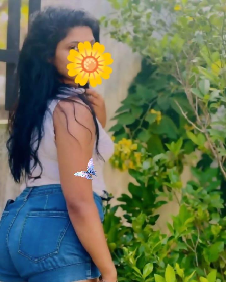 😍i am mahi claen girl😍▪️age 23 ක සුදු කෙල්ලෙක්
