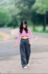 SLIM GIRL 22 YEARS OLD