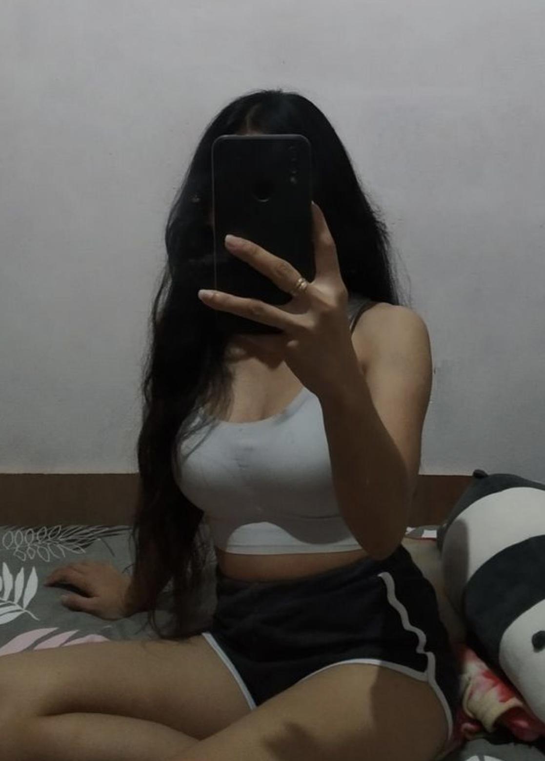 University Girl Live Cam Show 🦋