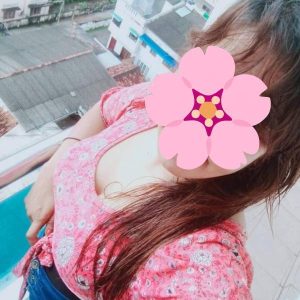 Home FULL SERVICE BEAUTIFUL GIRL