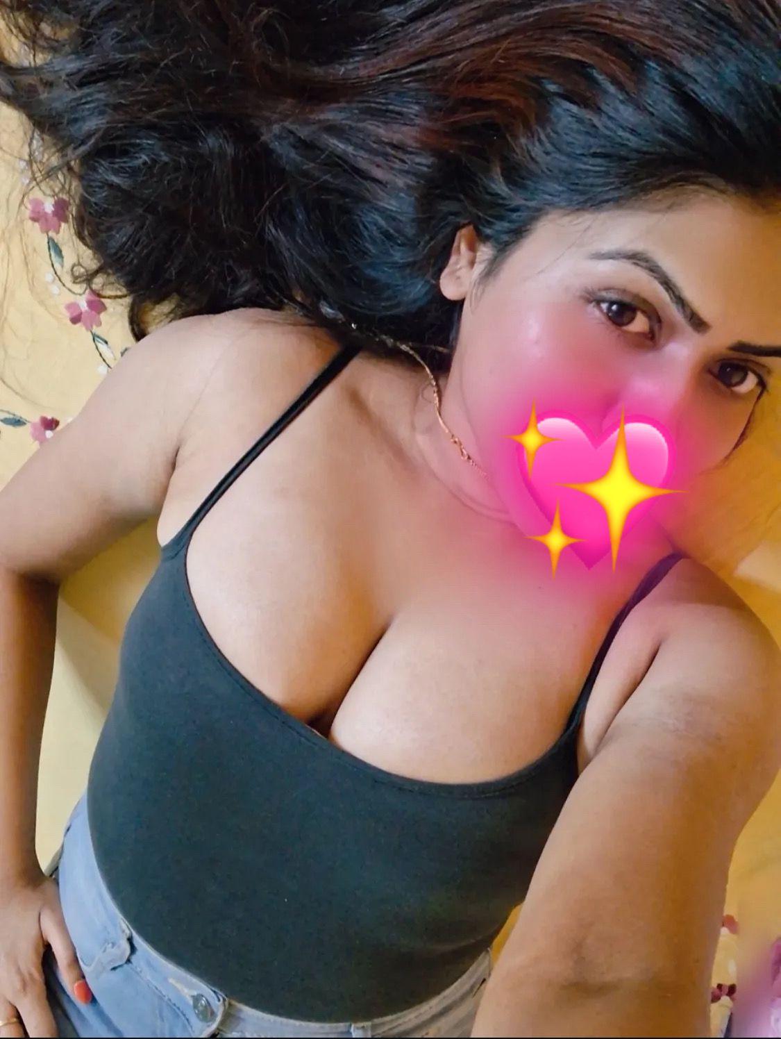 Genuine Tamil and sinhala cam show
