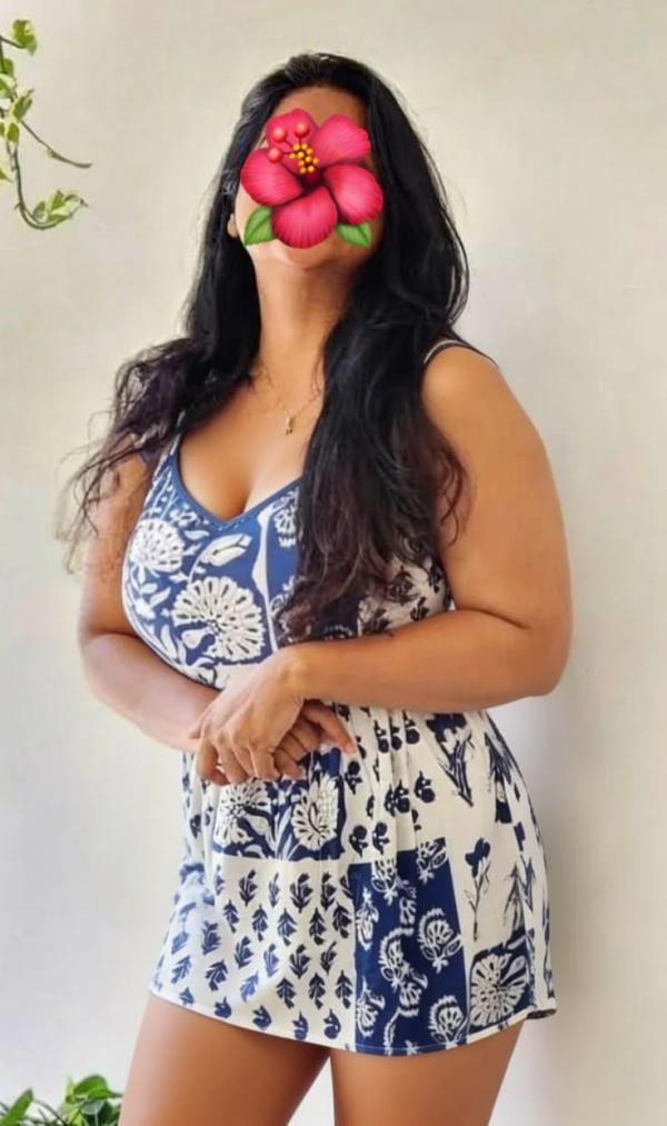 🥰With Room Full Service Rs 6500🥰