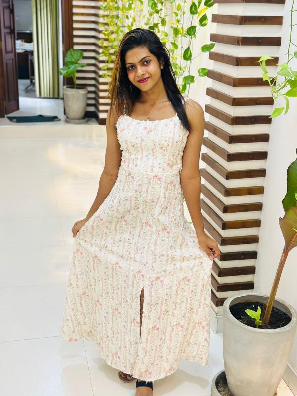 🦋 TANIYAA 💕 SHEMALE 😍😍 LIVE CAM SHOW