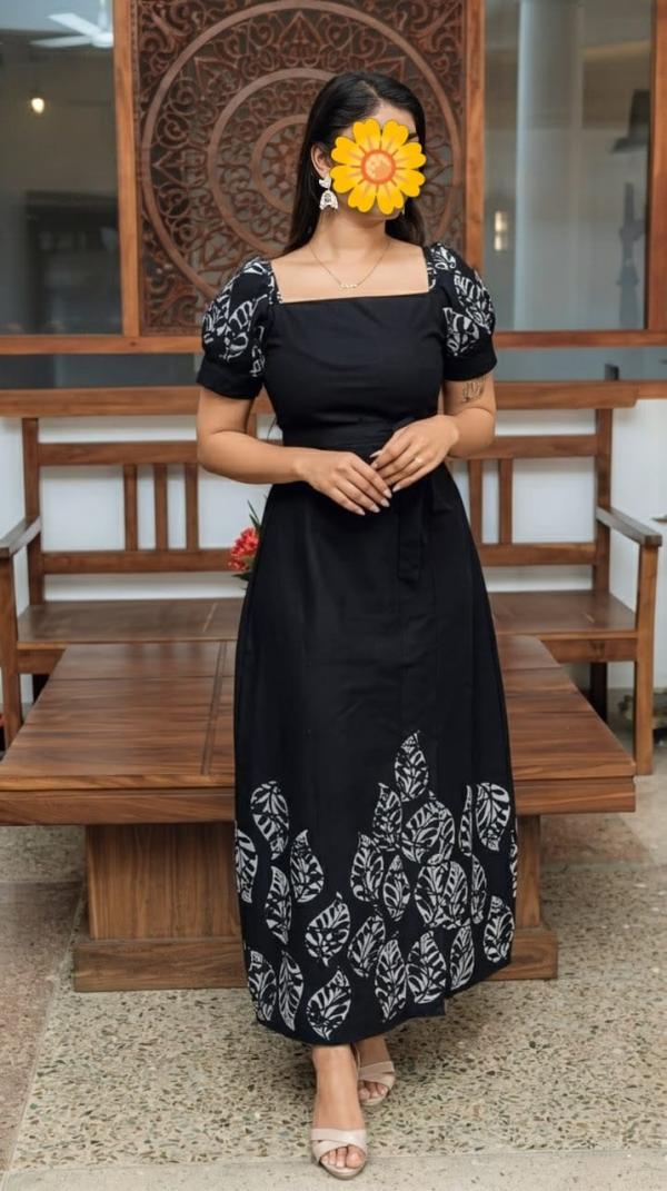 💯Real Photo. Am real tamil girl🏮 கல்கிஸ்ஸ தேஹிவல 🌹வயது 23 சின்ன பிள்ளை மெல்லிய பிள்ளை🌹Hi Sir Am Puja 🌹 (age 23) 🌹Full service 6000/= genuine service (Tamil, English, Sinhala ok) 0742957716 *🌹Mount lavinia, Dehiwala