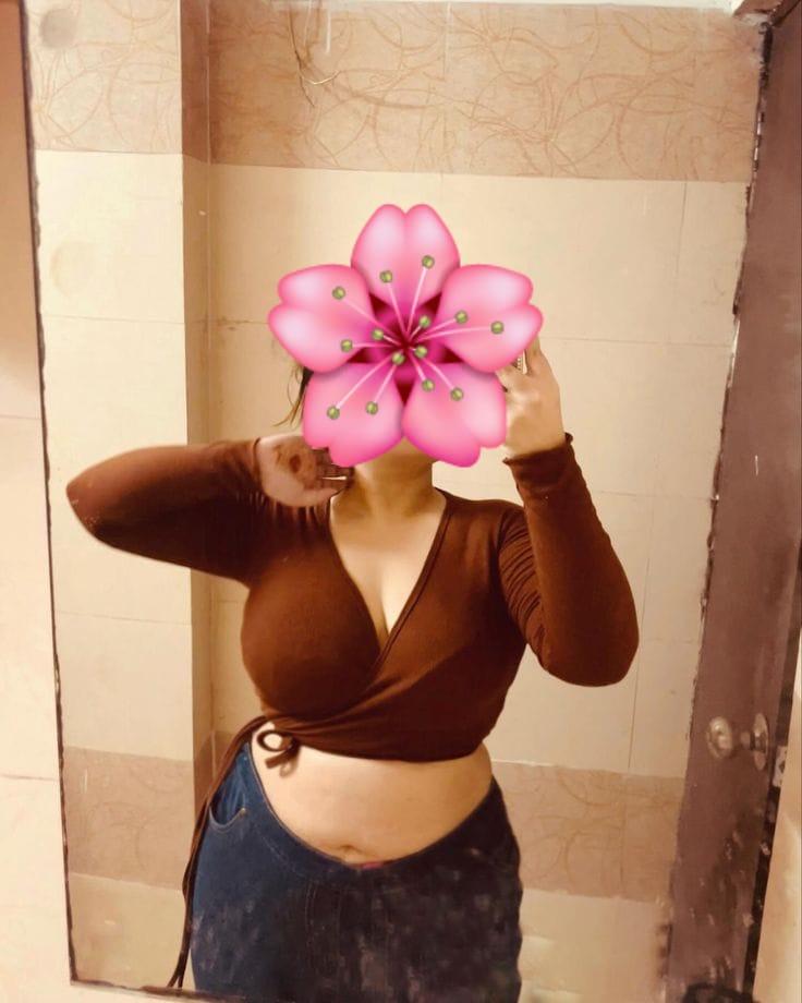 Real Girl live cam show with full faxe 📸💋🍒🥵