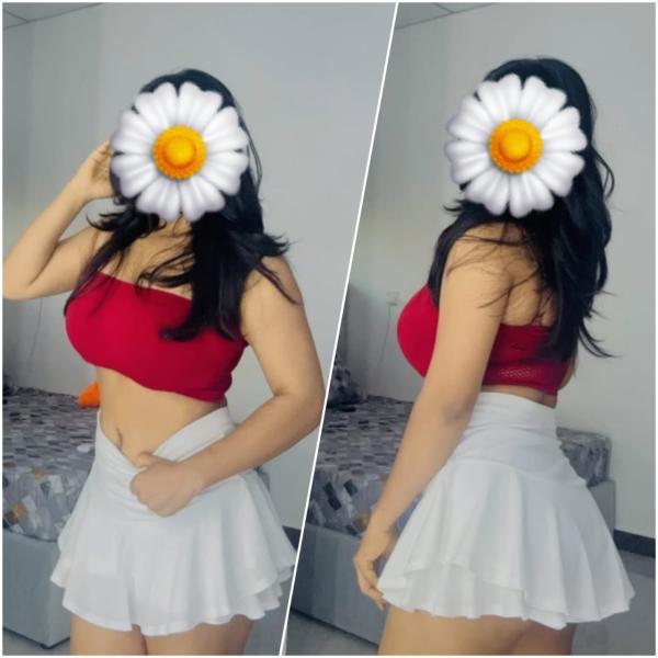 පොටෝ එකේ ඉන්න පොඩි නංගි බබාගෙන් ඇග හිරිවැටිලා යන්න සැපක් ගන්න ආසයිද ළමයි.. 🫣 ඔයාවත් අවුස්සලා.. මාවත් අවුස්සන ගමන් ගමු පැටියෝ සුපිරි සැපක් 😋