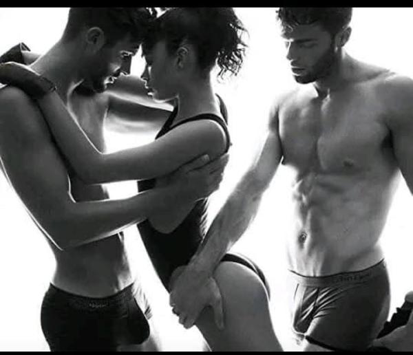 We Are Couple 3 Some Ok ( Cam Show Ok)