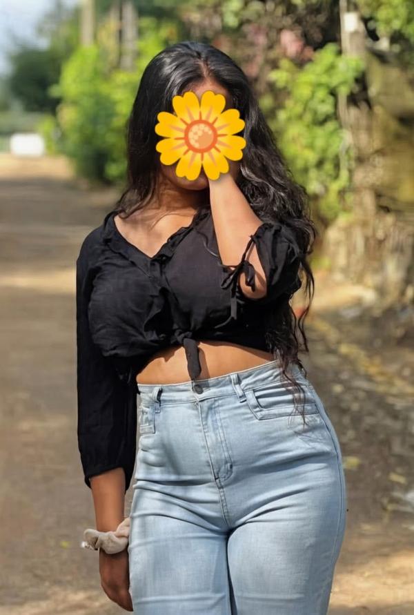 💯Real Photo. Am real tamil girl🏮 கல்கிஸ்ஸ தேஹிவல 🌹வயது 23 சின்ன பிள்ளை மெல்லிய பிள்ளை🌹Hi Sir Am Puja 🌹 (age 23) 🌹Full service 6000/= genuine service (Tamil, English, Sinhala ok) 0742957716 *🌹Mount lavinia, Dehiwala