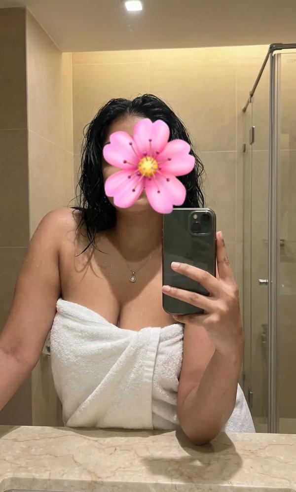 🌸Genuine Cam Service ❇️ හැමෝම හොයන පුංචි කෙල්ල ආයෙත් 🍻💞