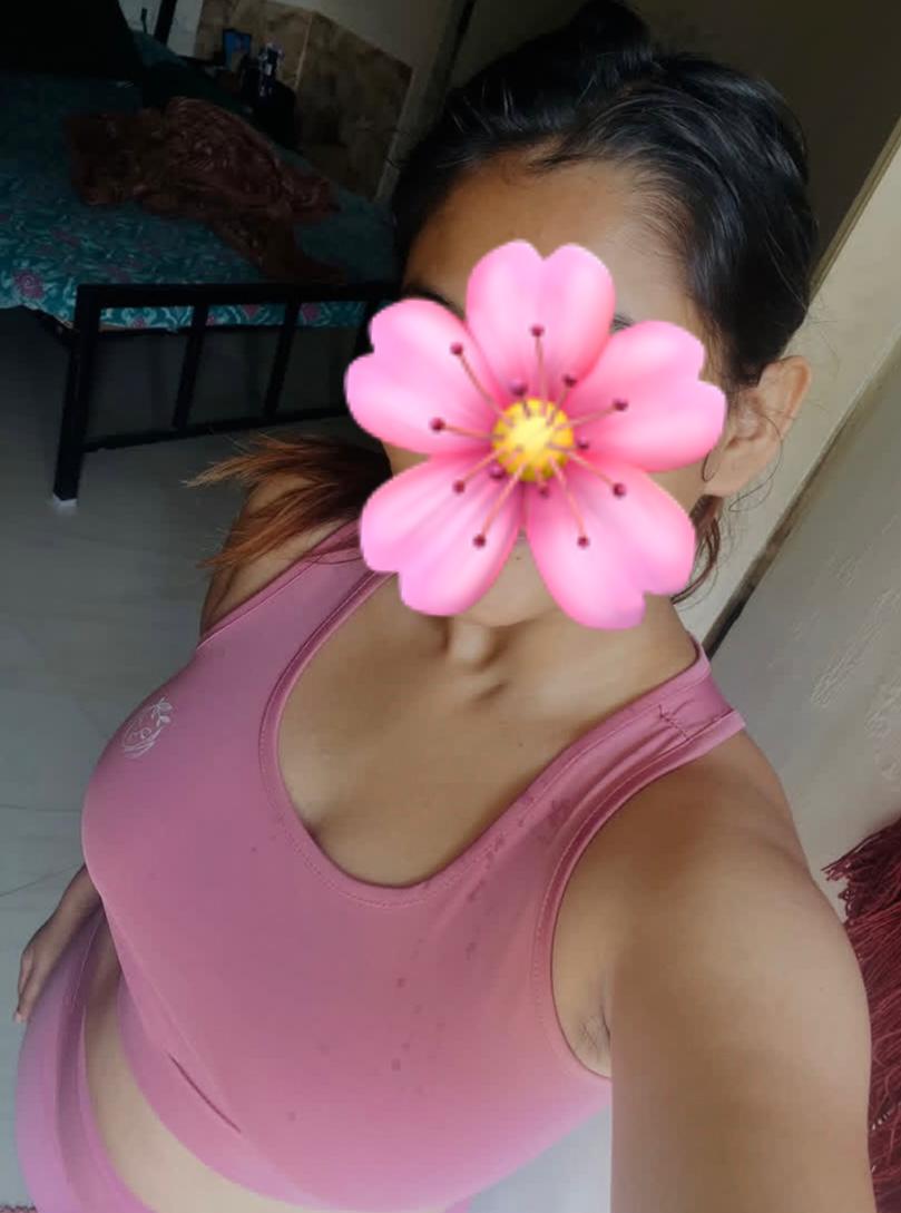 White Tamil New Girl 🥵