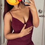 DECENT AND HOT GIRL AT bambalapitiya බම්බලපිටිය