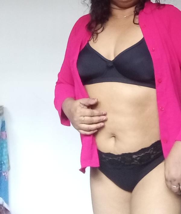 👍හායි මම සුරන්ගි…FULL SERVICE 📌️️MAHARAGAMA📌️PAMUNUWA 📞0722878367