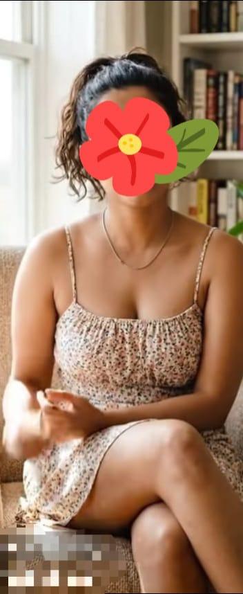 🌹අවුරුදු බෝනස් එකක්🌹 🌻SLIM කෙල්ලෙක්ගෙ සුපිරි පැයක් ROOM එක එක්කම 5000.00පමනයි🌻 🍺 DRINKING OK 🍺 🚬 SMOKING OK 🚬
