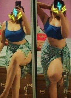 GENUINE LIVE CAM SHOW