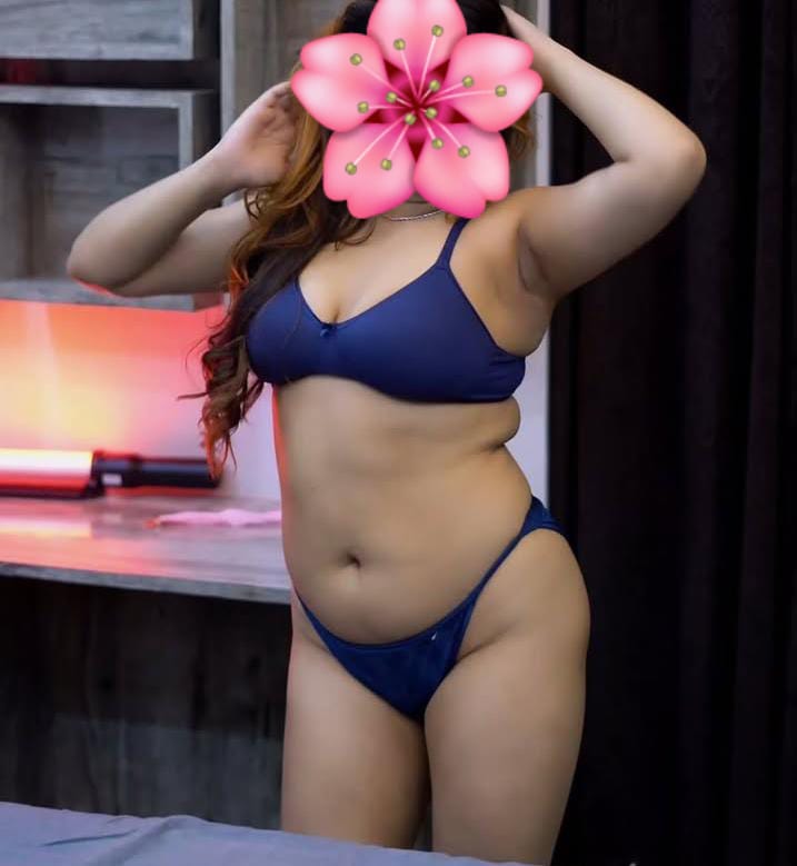 Open face with big boobs live cam 🧡