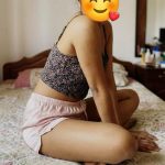 Full Service Beautiful Girl