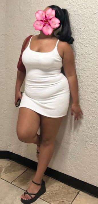 🥰 Available with Room Full service RS = 6500/= ✅ 👉 with Room ANAL OK 👉 RS= 10000/= ✅ 💯 රියල් පොටෝ දාල තියෙන්නේ💯 👉 Today in 👉 seeduwa /katunayka /Liyanagemulla