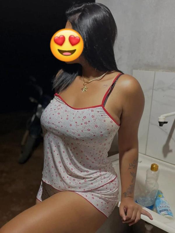 Rs.300/= Beautiful Young Girl VVIP Cam Show Available 💦❤️👑