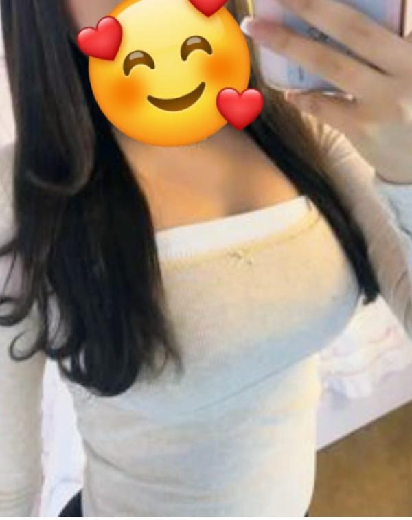 GENUINE LIVE CAM SHOW 🥰