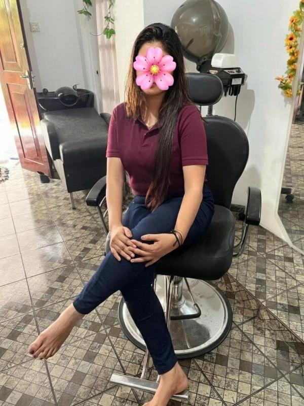 🙏 Salon girl🌷MOUNT LAVINIA / 🌷DEHIWALA Real Photo ගල්කිස්ස HI IM ROSHEL 0760204588 (age 22) genuine service (Tamil/English ,sinhala ok) Dehiwala. Real photo Private place*