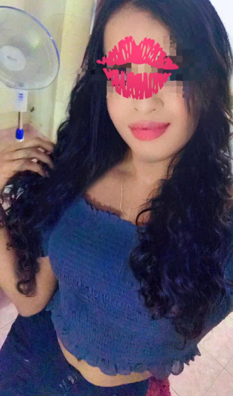 Hai I’m Gunuine Shemale Colombo Colombo 4 Today special for you🍎 I’m Niha 👸👸
