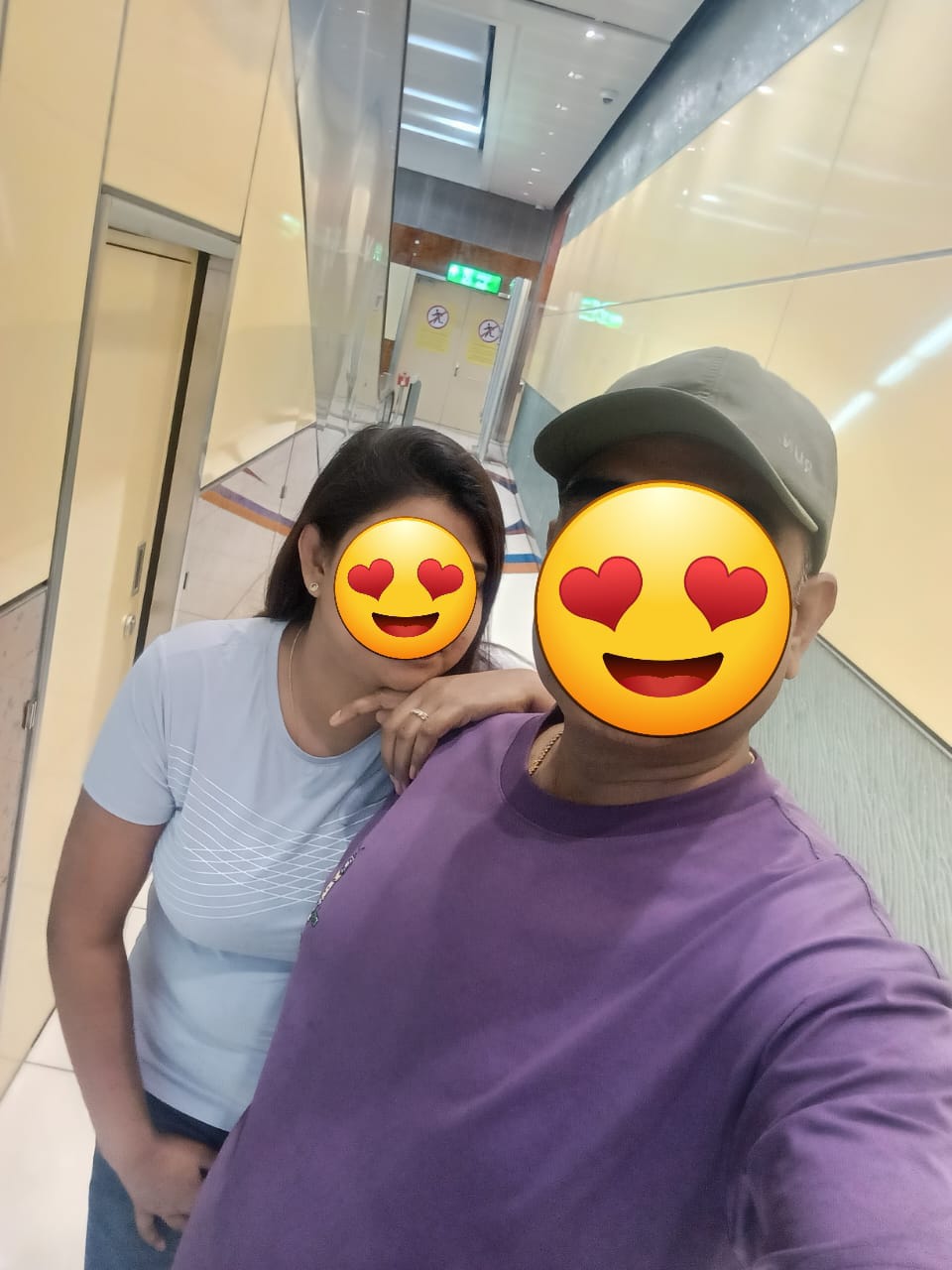 We offer threesome, Cuckold and couple swap.