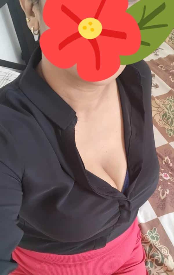 New Beautiful Young Office Lady Full Service Available In Matara 6000/= ( without Room )