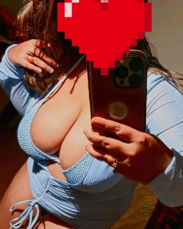 Hot girl binuli cam show